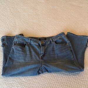 d. jeans cropped/pedal pushers/clam digger jeans